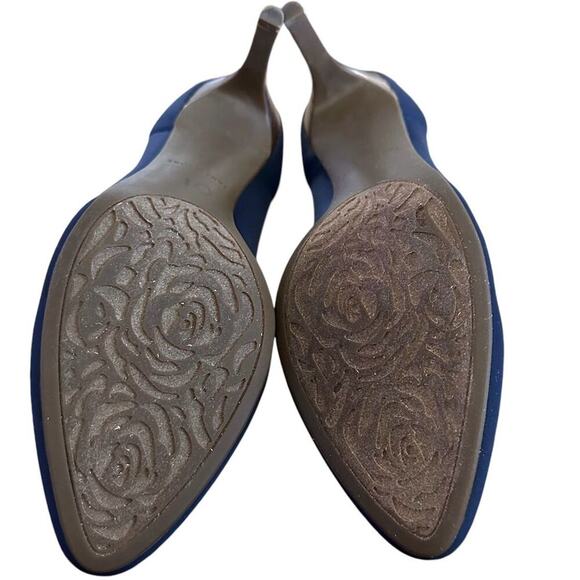 Taryn Rose Tess Women's Blue Pointed Toe Stiletto Pumps Size 10B - Picture 6 of 8